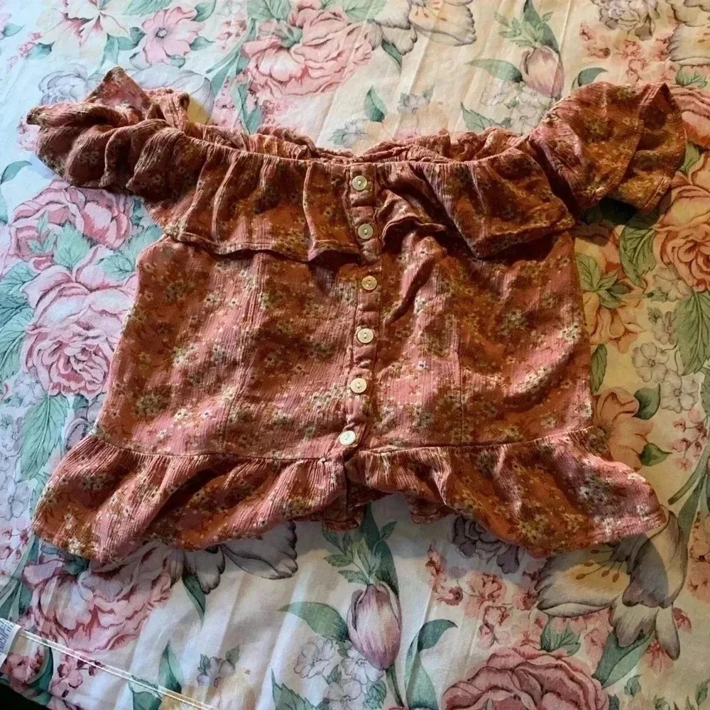 American Eagle Ladies Top Size Small